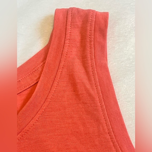 GapFit Breathe Women’s Open Back Orange Tank Top Lightweight Breathable Sz Med - Picture 7 of 14